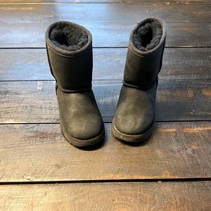 Ugg Classic II - waterproof boot